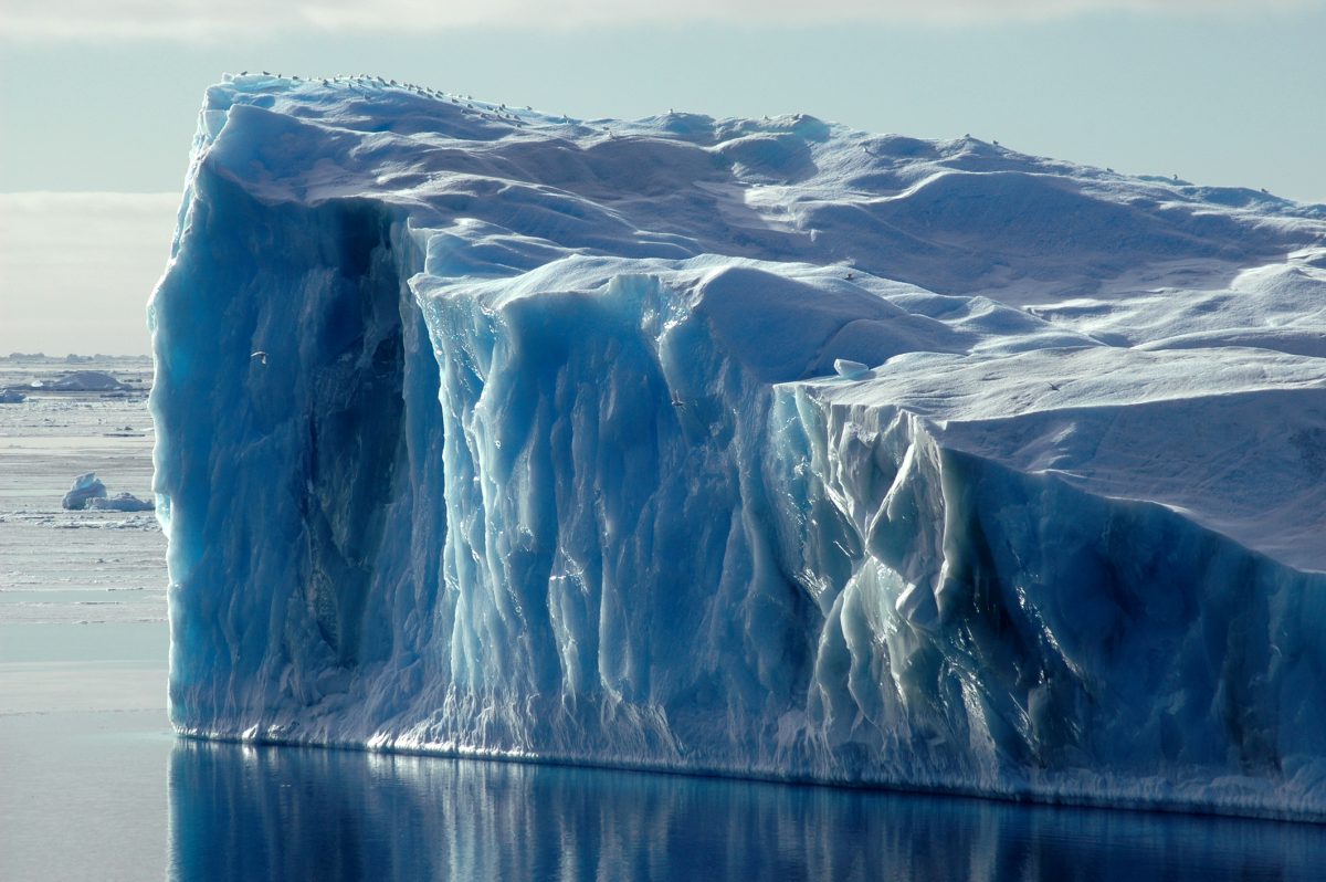 Environmental challenges in the Polar Regions Environmental challenges in the Polar Regions