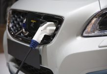 Electric cars could cut oil imports