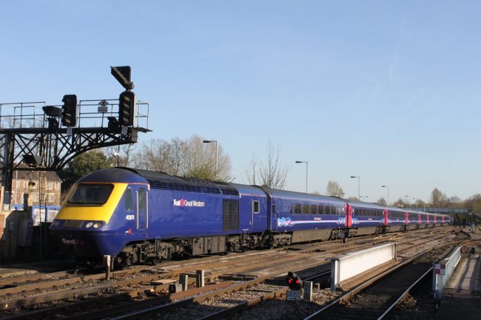 Great Western rail deal with FirstGroup extended
