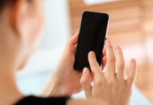 Mobile customers pay £355m for handsets they own