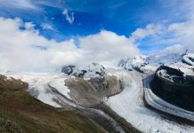 Firn and ice of the Grenz glacier