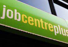 Uk unemployment rate stays low