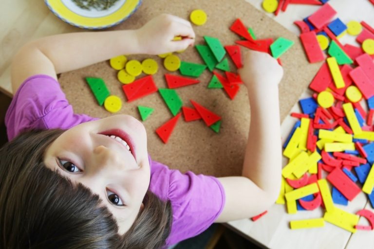 early learning and behaviour girl playing