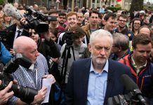 seven MPs leave corbyn, labour split