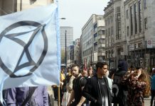 declaring climate emergency, extinction rebellion