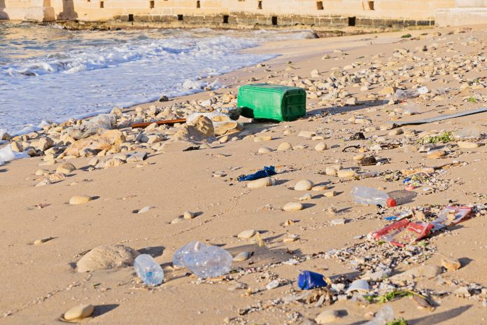 problem like plastic, plastic pollution, plastic in the ocean, sustainability