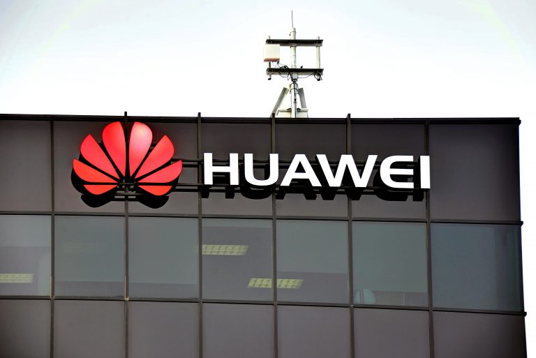 PM Boris Johnson ends 5G infrastructure plans with Huawei