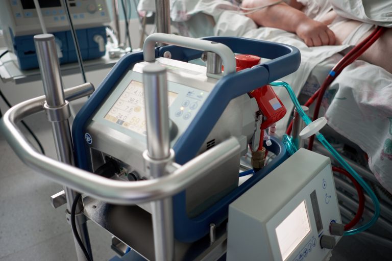 reduce COVID-19 death, ECMO