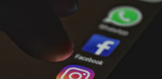 instagram mental health impact, teen girls