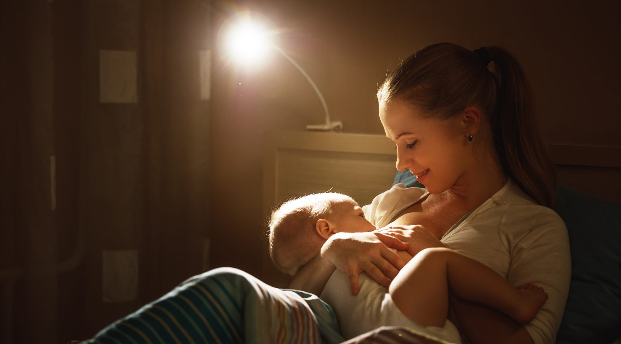 How To Keep Baby Awake While Feeding
