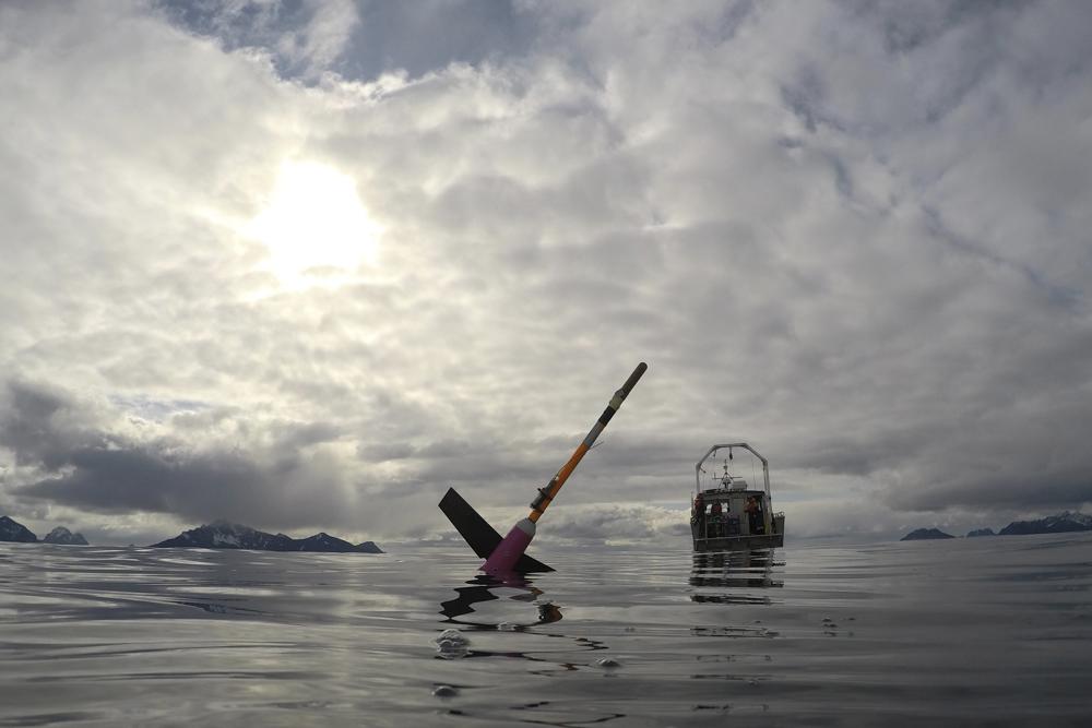 ocean acidification, underwater drone