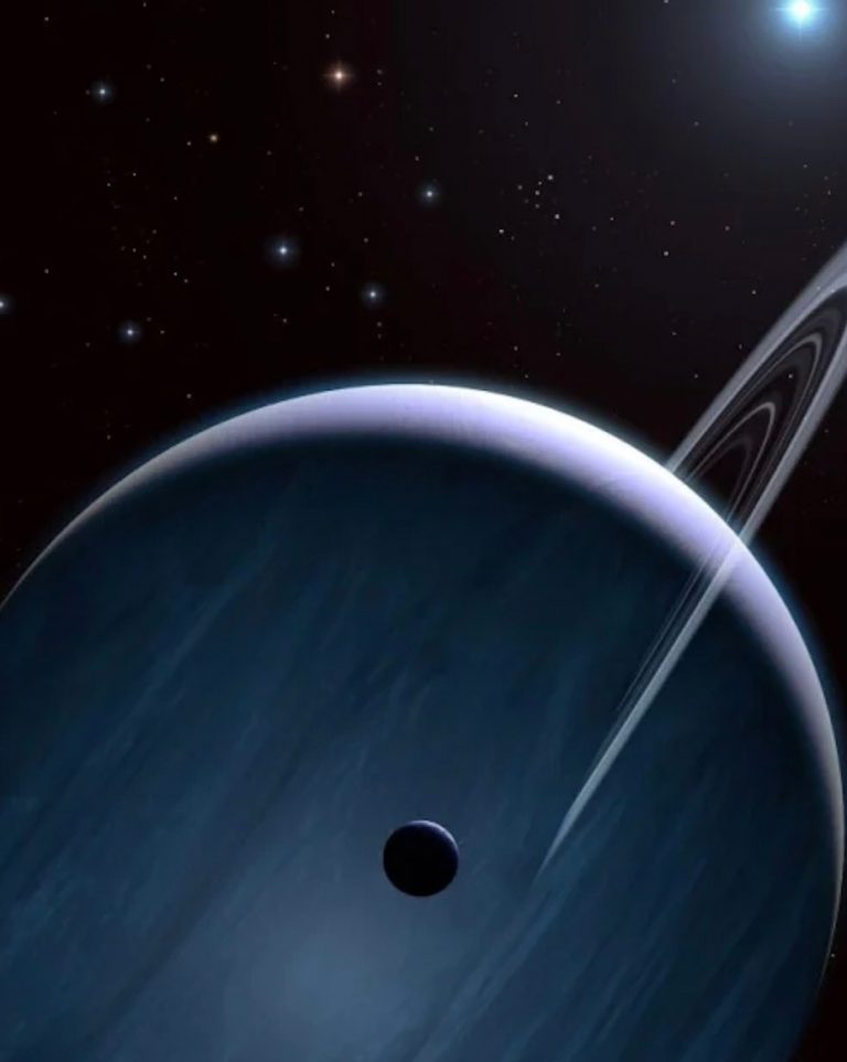 Planetary heist: how can planets get stolen by massive stars?