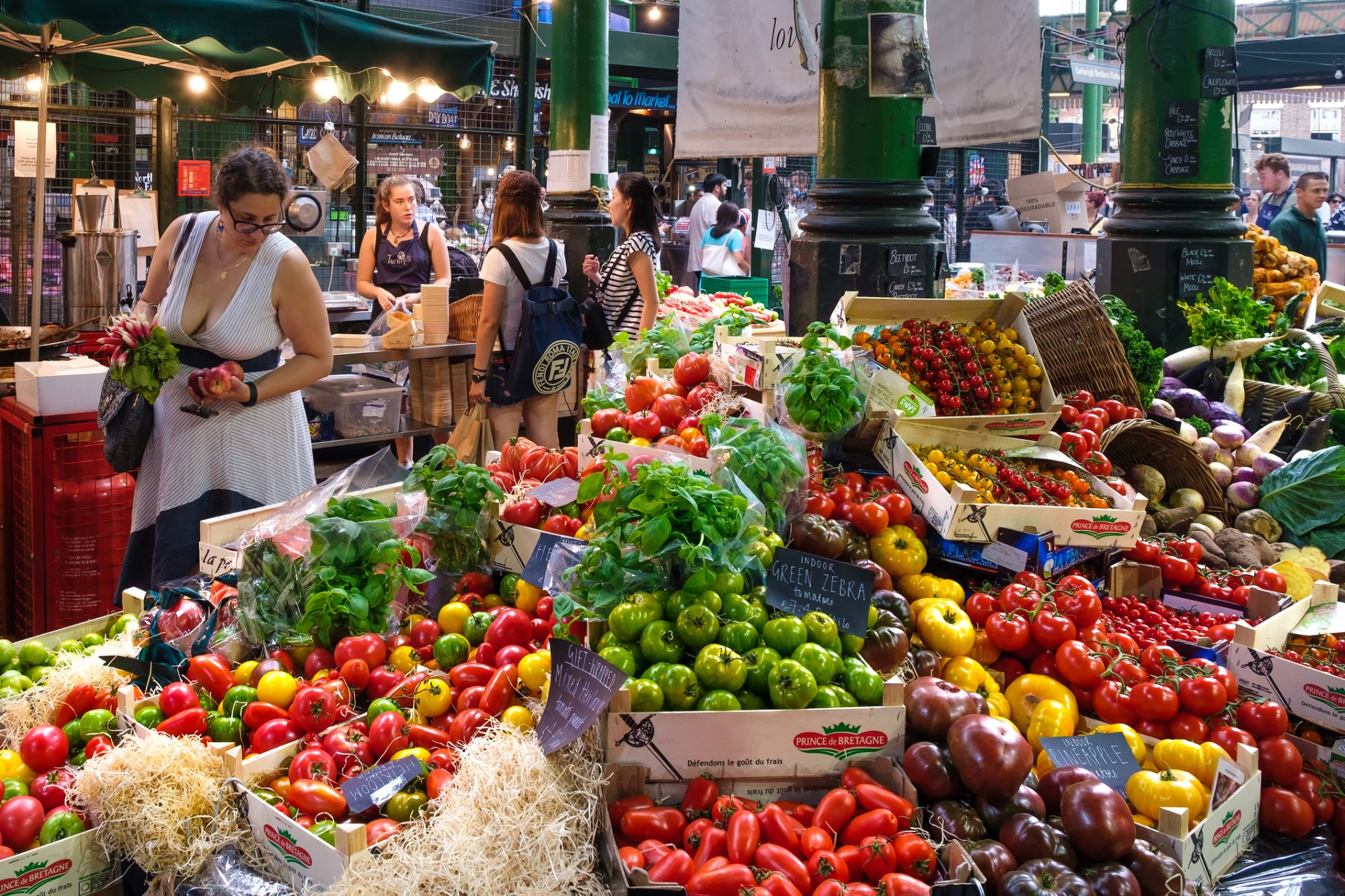 local market selling produce in London