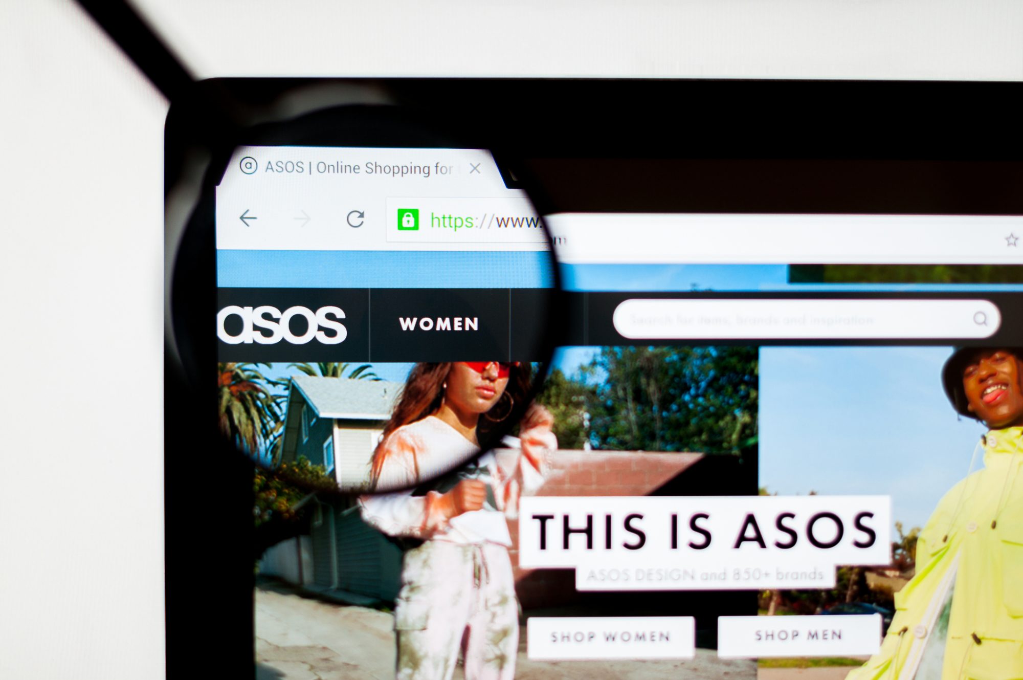 ASOS website homepage, a british fashion e-commerce store