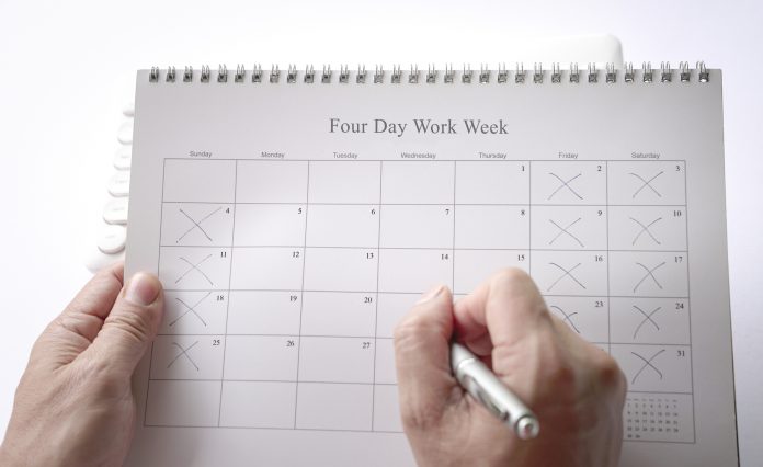 four day work week calendar concept