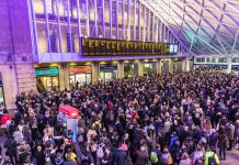 crowded kings cross station due to strikes