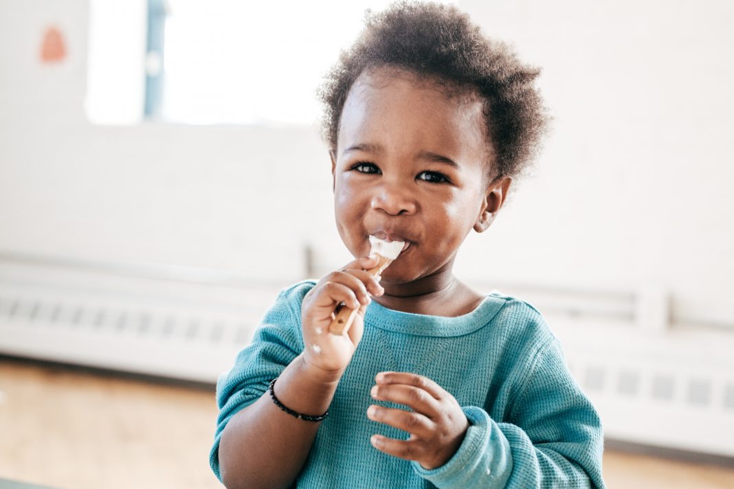 toddler and healthy breakfast