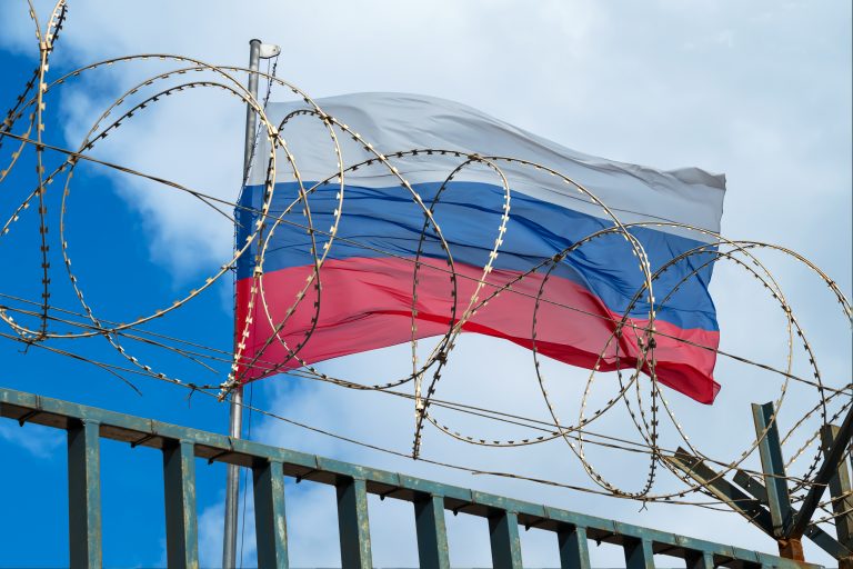 Sanctions on Russia: New UK law to prohibit access to British legal expertise