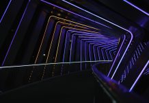 A bridge with a sense of technology
