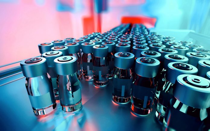 Close-up of medicine glass vials on a pharmaceutical production line, with metal caps and blank labels, moving forward. Industrial background, manufacturing equipment. Teal and orange hues. Digitally generated image. Selective focus.