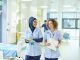 student nurse with ward manager