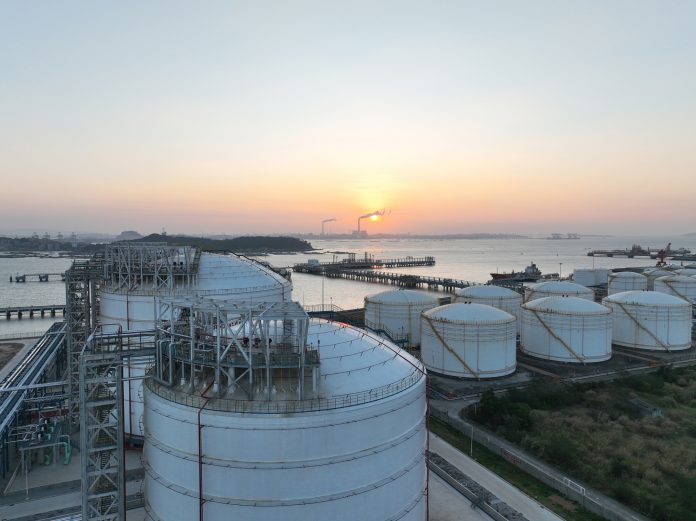 Energy storage warehouse in waterside areas