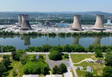 3 Mile Island nuclear power station and electric power stations on Susquehanna River near Harrisburg Pennsylvania
