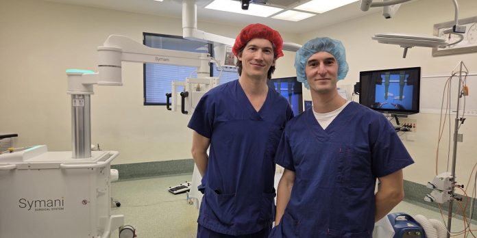dual robotic surgery system achieves a historic throat tumour removal, marking a leap in precision and patient care