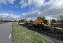 Vellinge’s dike sits inland rather than on the shoreline, reducing wave impact and allowing for more ecological design