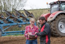 Accessing consulting services – A growing knowledge acquisition method within the agricultural system
